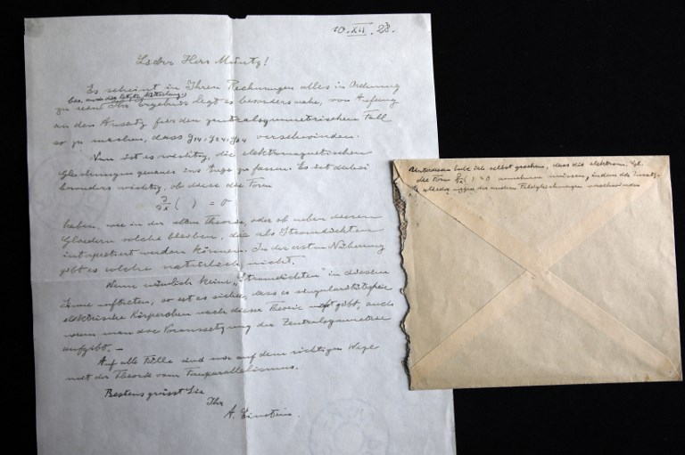 Carta de Einstein alcanza los 100 mil dólares en subasta 